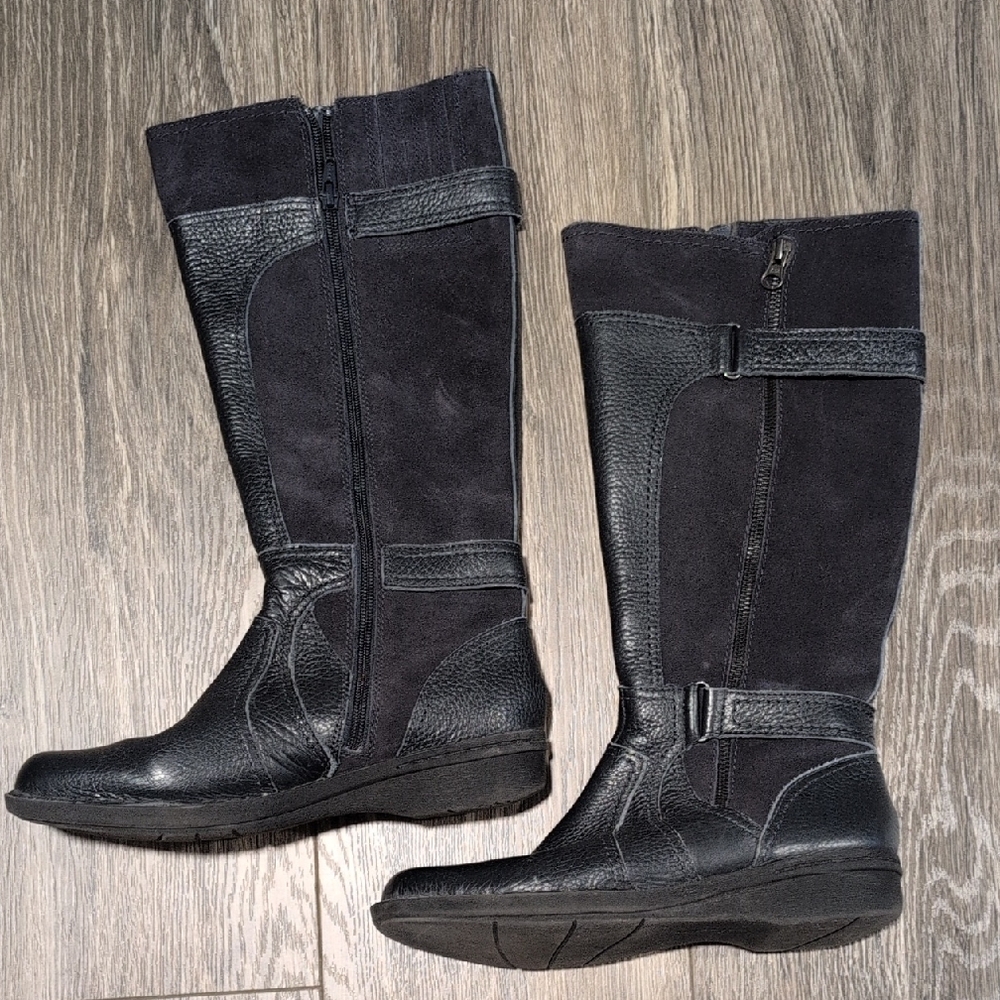 Clarks Black and Gray Women's Winter Boots